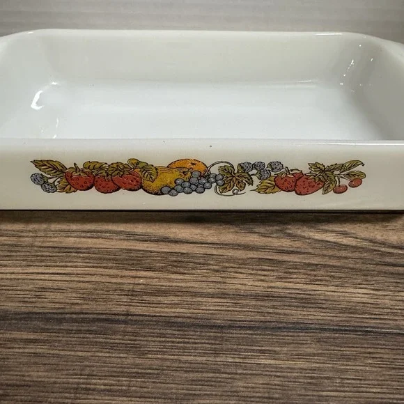 Fire King Anchor Hocking Nature's Bounty 1.5 Qt Rectangle Casserole Baking Dish - Picture 2 of 8